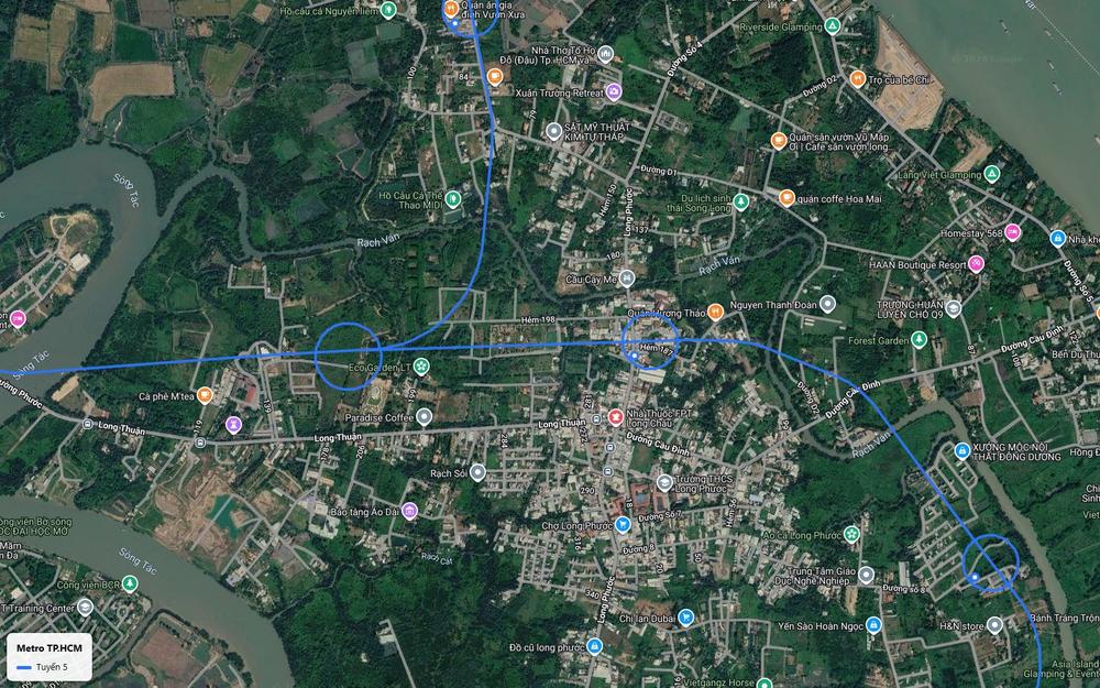 Chặng sông nước tuyến metro số 5 tại lõi phường Long Phước gần Bảo tàng Áo Dài